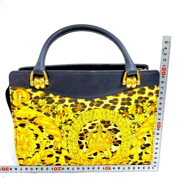 Gianni Versace Hand Bag  Yellow PVC💕💕 - Picture 2 of 9